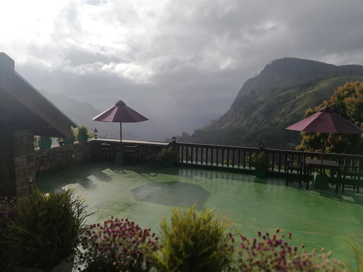 Laura Hotel Ella Bagian luar foto